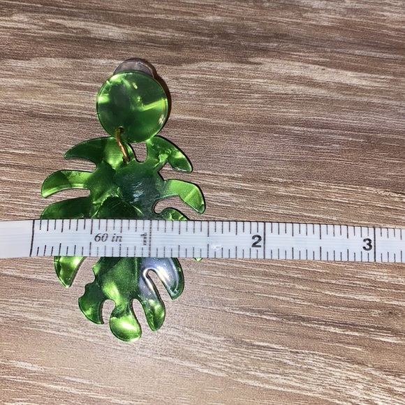 Palm Leaf Earrings - Picture 3 of 3